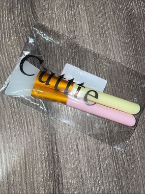 Mask Brush Set of 2 - Pink & Yellow
